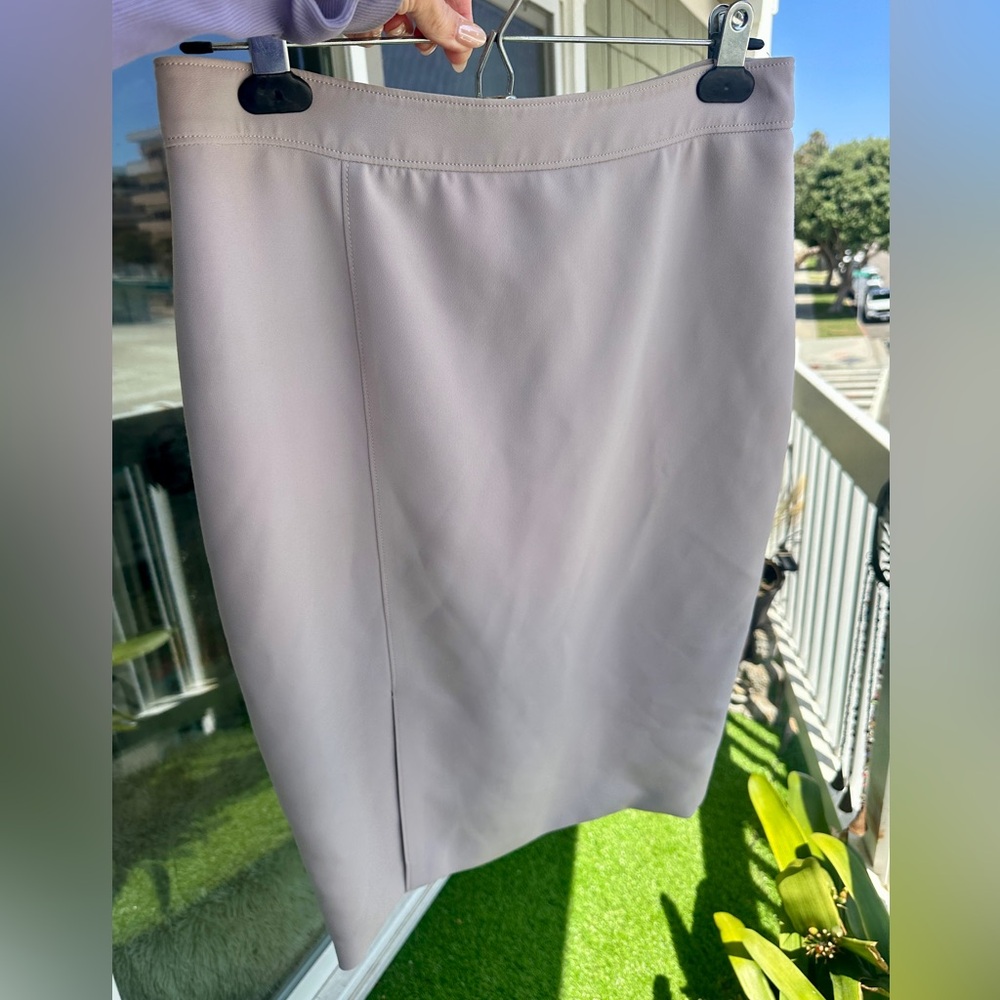 Taupe/lavender midi pencil skit, size 8 - Picture 2 of 6